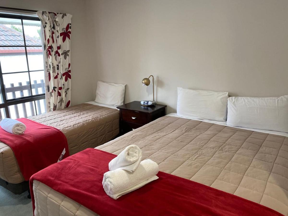 Southern Comfort Motel 3*